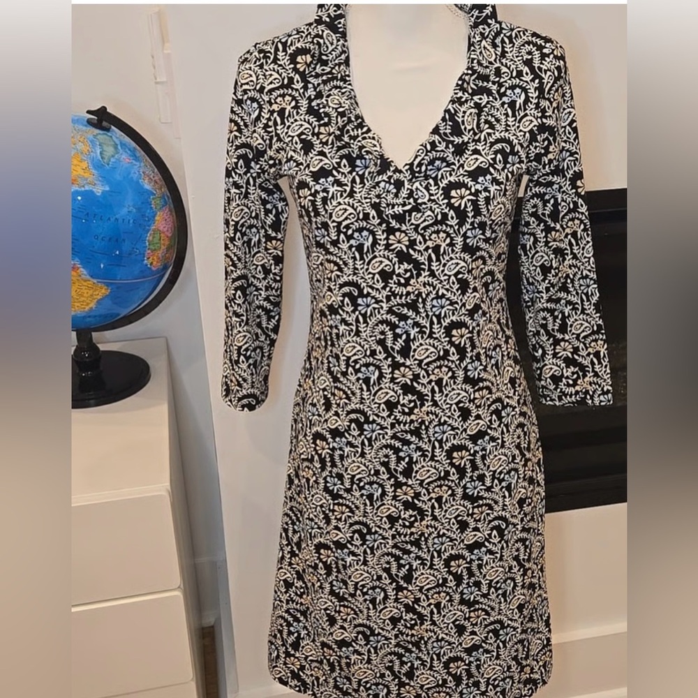 J. McLaughlin ruffle neck 3/4 sleeve Floral paisley size XL dress elegant